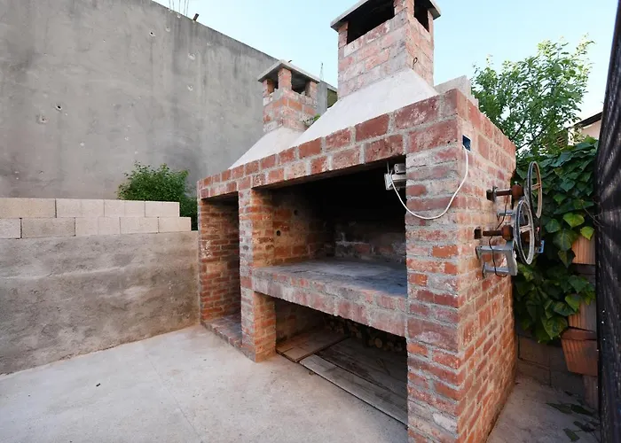 With A Parking Space - 13550